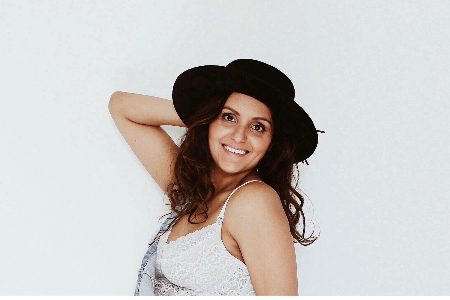 MEET BRENDA STEARNS - GIGI PIP