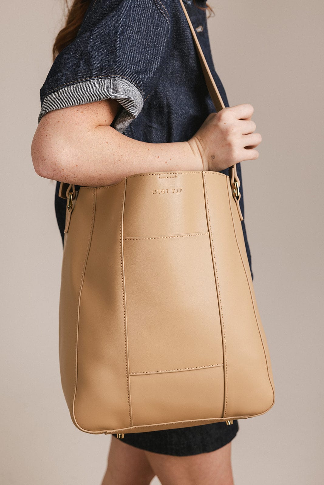 Bags Dia Everyday Leather Tote Bag #color_tan