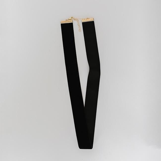 A black velvet chain hat band on a plain background #color_black