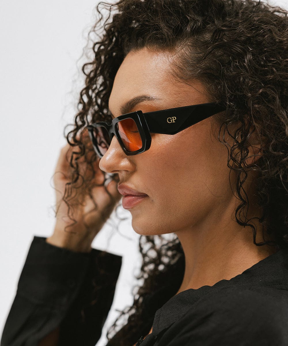 Nova Rectangle Sunglasses - GIGI PIP #color_black