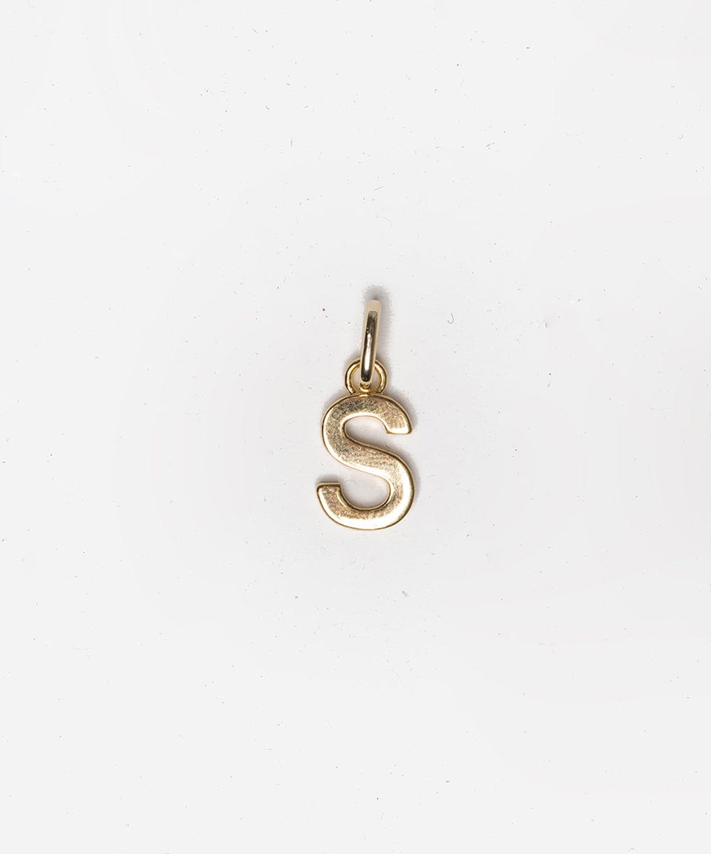 Letter Hat Charm - GIGI PIP