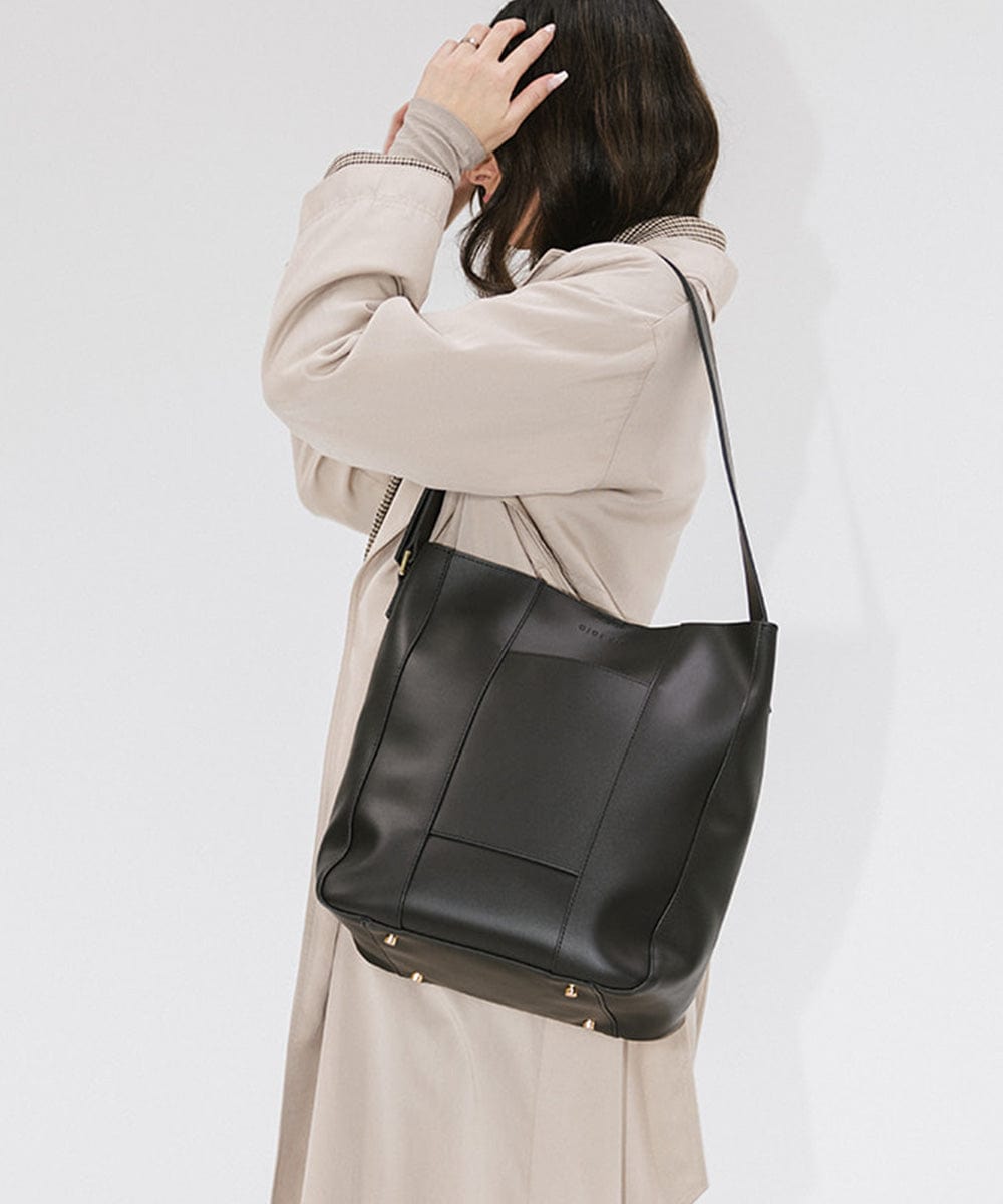 Dia Everyday Leather Tote Bag - GIGI PIP #color_black