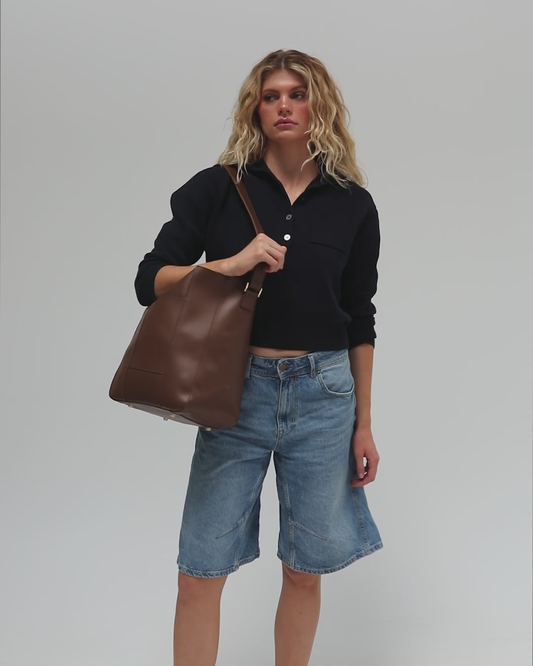 Dia Everyday Leather Tote Bag - GIGI PIP #color_chocolate