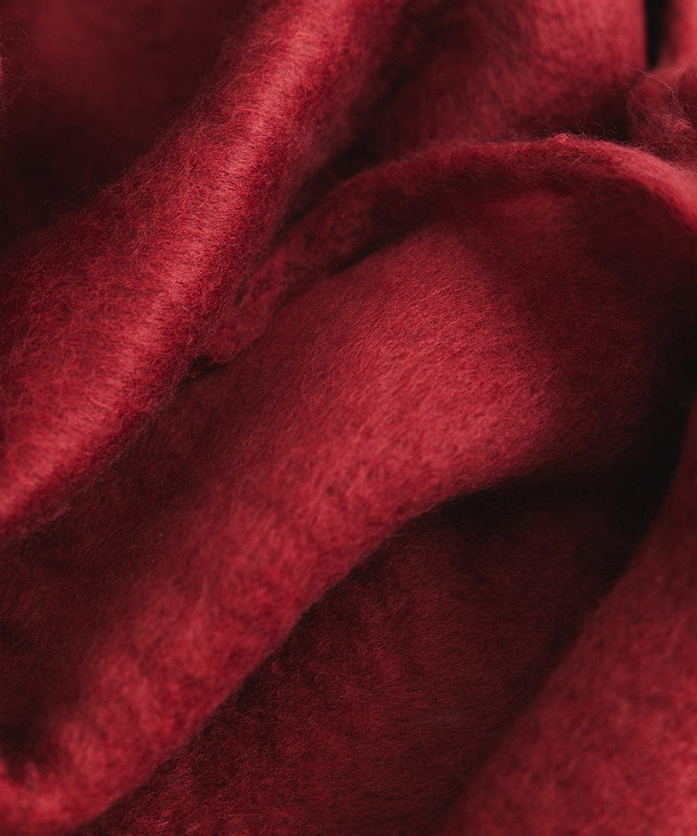 A burgundy knit scarf #color_burgundy