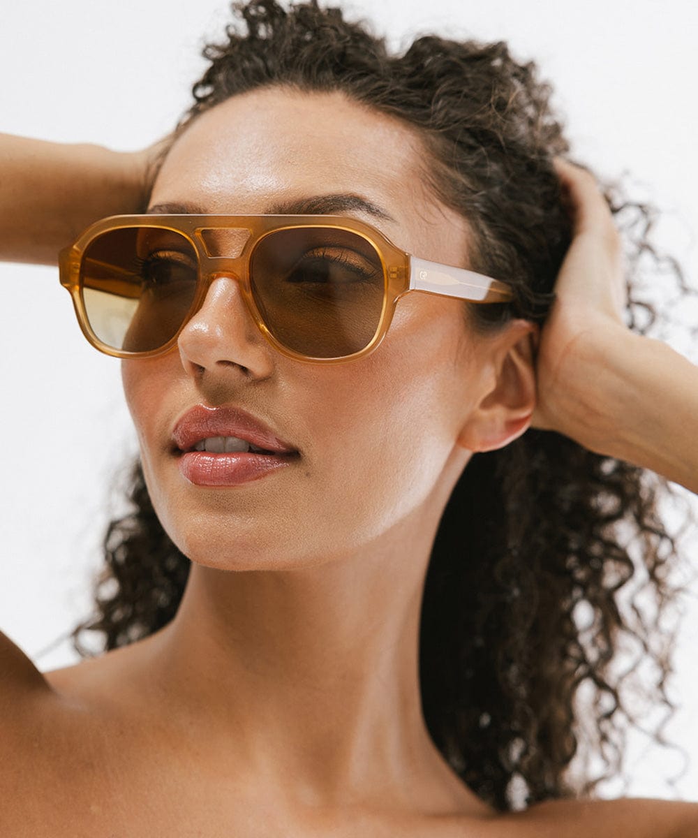 Goldie Aviator Sunglasses - GIGI PIP #color_honey
