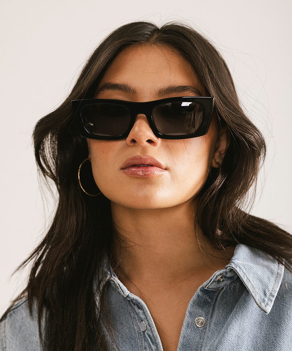 Jackie Rectangle Sunglasses - GIGI PIP #color_black