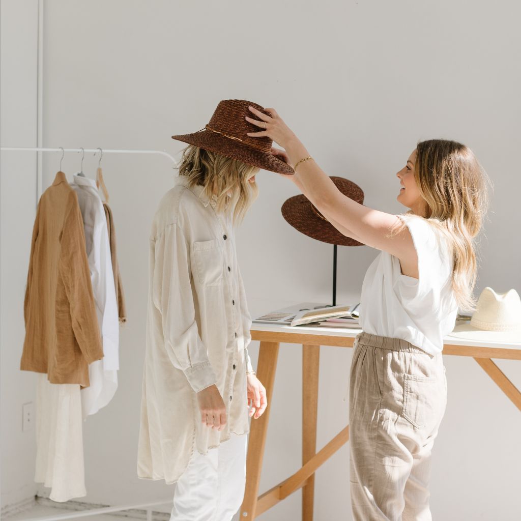 THE BEST HATS FOR GIFTING + HOW TO SHOP FOR FACE SHAPES