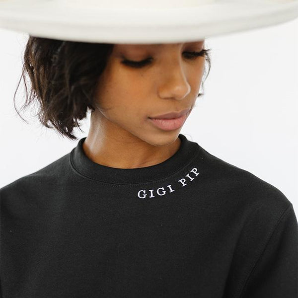 Gigi Pip apparel for women - Gigi Pip Sweatshirt - 100% cotton Gigi Pip branded crewneck sweatshirt for women [black]