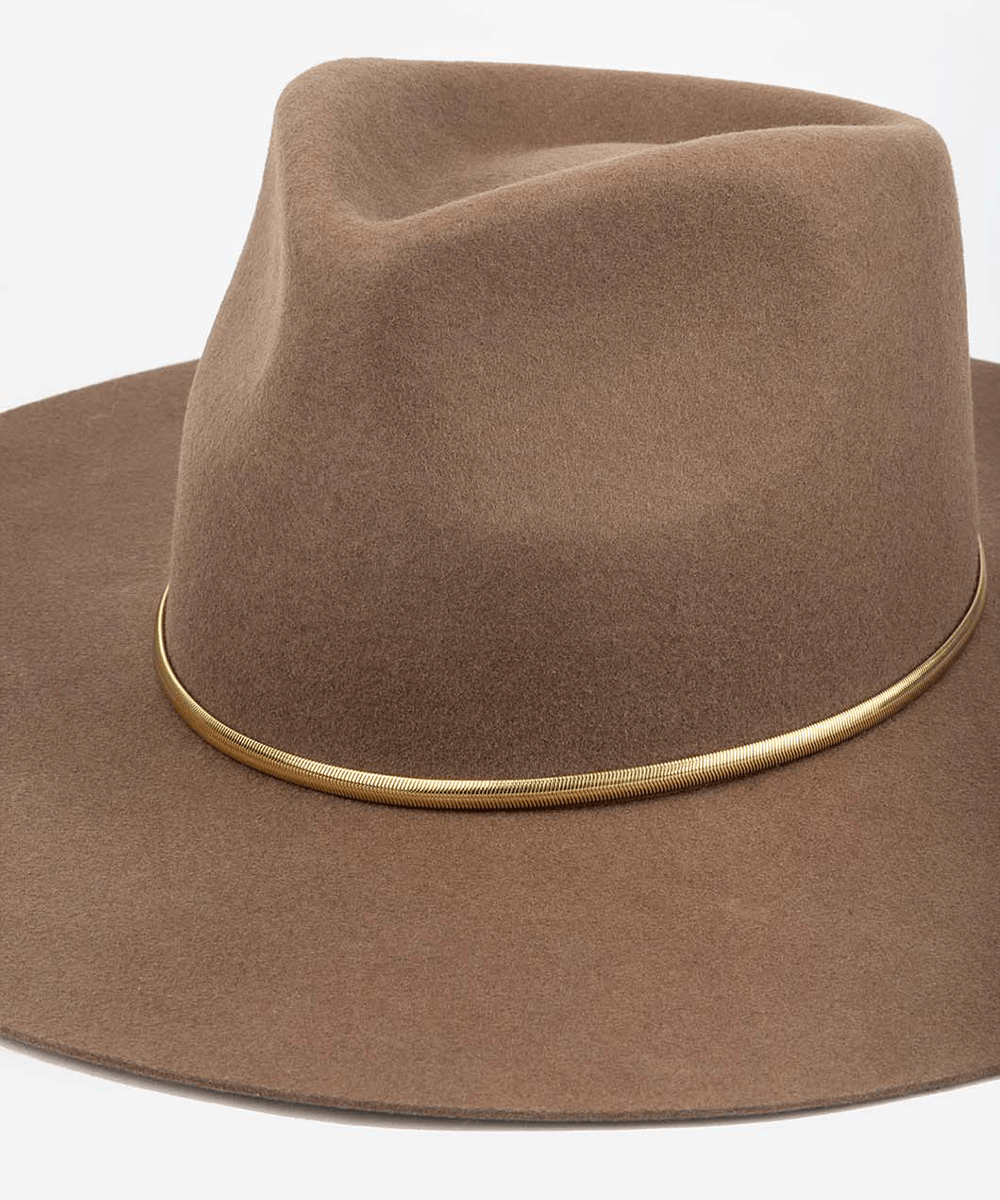 Brown fedora hat with a gold herringbone chain band on a white background #color_gold