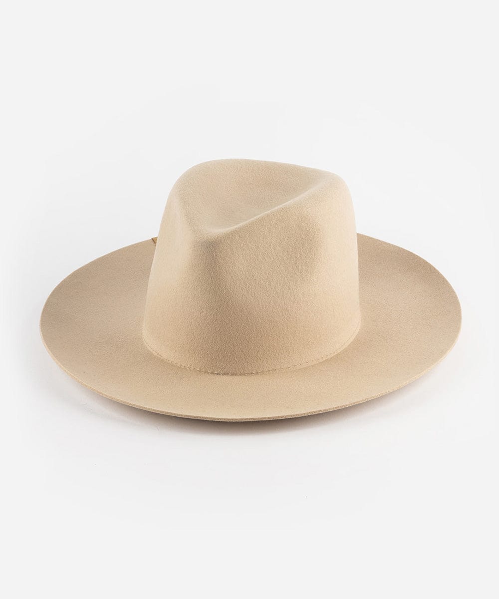 Ava Fedora
