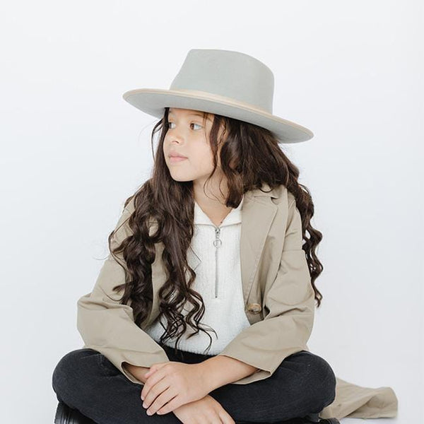 Gigi Pip felt hats for kids - Monroe Kids Rancher - fedora teardrop crown with stiff, upturned brim adorned with a tonal grosgrain band on the crown and brim [light grey-tan]