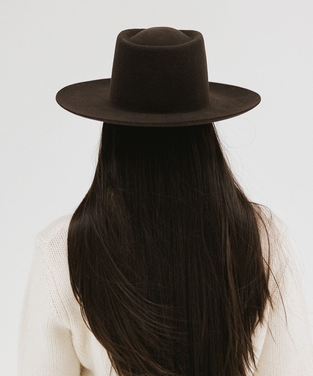 #color_dark brown