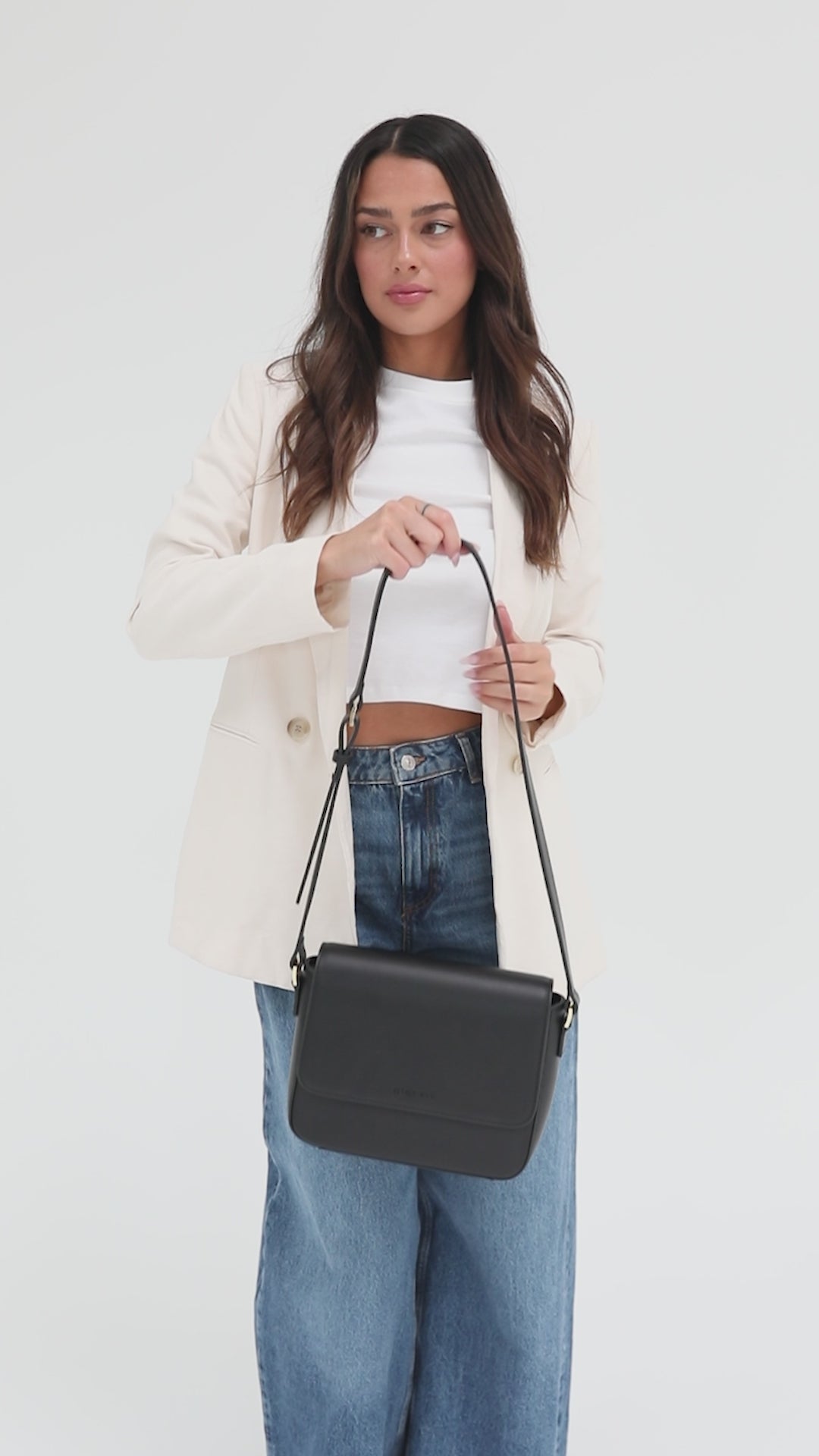 Rhys Crossbody Genuine Leather Bag - GIGI PIP #color_black