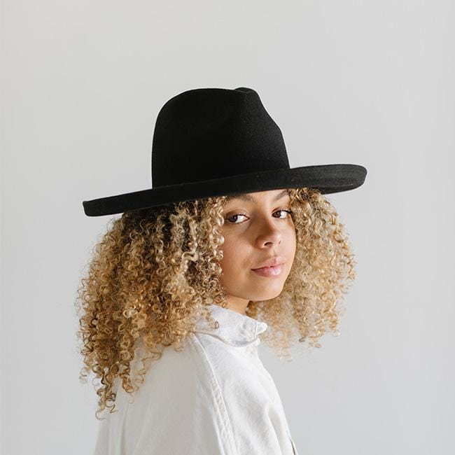 Maude Pencil Brim - Black BLEMISHED - GIGI PIP